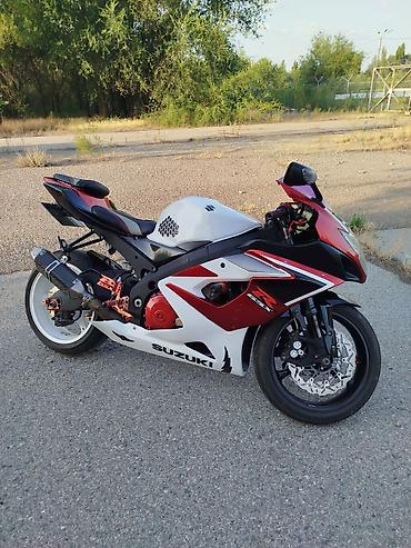 Мотоциклы: Спортбайк Suzuki, 1000 куб. см, Бензин, Взрослый, Б/у — 7