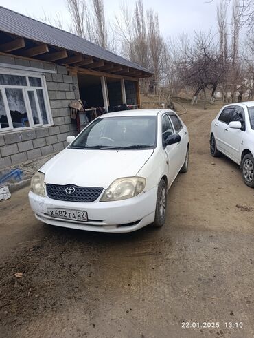 Toyota: Toyota Corolla: 2001 г., 1.3 л, Автомат, Бензин, Седан