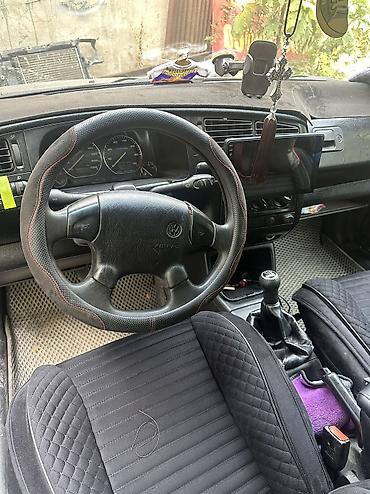 Volkswagen: Volkswagen Golf: 1991 г., 1.8 л, Механика, Бензин, Хэтчбэк — 9