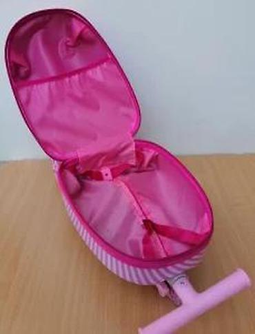 Trotineti, skejtbordovi i hoverbordovi: Dečiji trotinet sa integrisanim koferom u roze boji, idealan za — 18