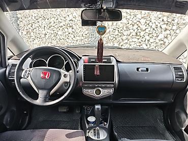 джаз авто: Honda Jazz: 2008 г., 1.4 л, Вариатор, Бензин, Хэтчбэк — 6