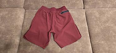 красные шорты: Мужские шорты, S, Under Armour, Б/у, цвет - Красный, Самовывоз — 2