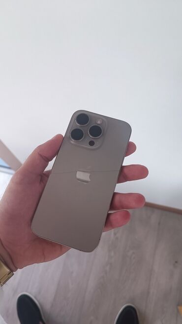 iphone 11 arxasi: IPhone 15 Pro, 128 GB, Natural Titanium