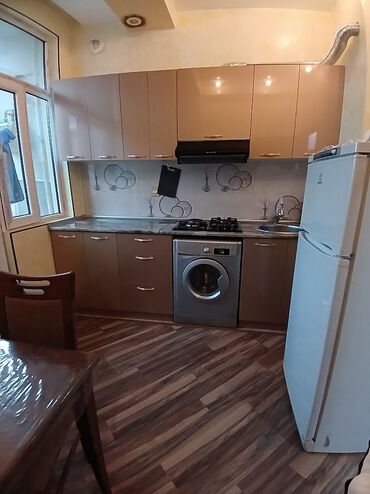 Uzunmüddətli kirayə mənzillər: Xirdalanda 2 otaqli menzil kiraye verilir. Menzil 4/2 ci mertebesinde — 6