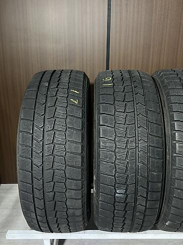 Шины: Комплект из 4 зимних шин Dunlop 215/55 R17 94Q (без шипов). - Тип — 3