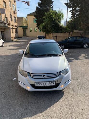 honda masinlari: Honda Insight: 1.3 l | 2009 il Sedan