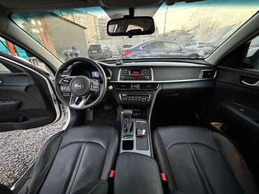Kia: Kia K5: 2019 г., 2 л, Типтроник, Газ, Седан — 10