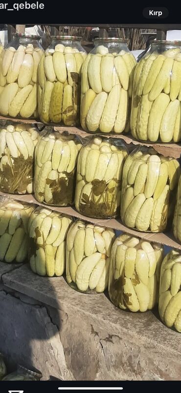 bor turşusu: QEBELE tursuları ağ xıyar