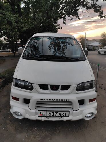 мицубиси айтрек: Mitsubishi Delica: 2001 г., 3 л, Автомат, Бензин, Вэн/Минивэн