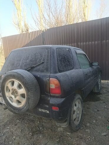 некст 2: Toyota RAV4: 1994 г., 2 л, Автомат, Бензин, Универсал