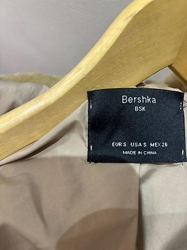 hind geyimi: Bershka, S — 4