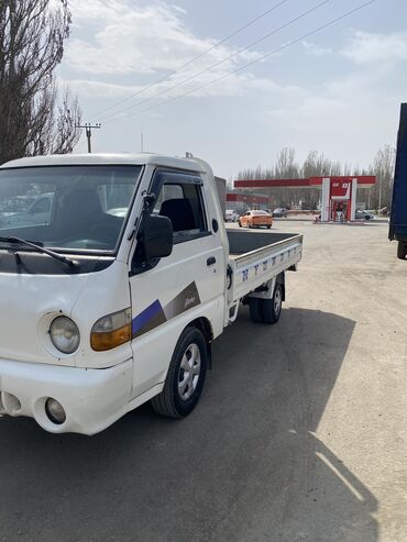 хундай 35: Hyundai Porter: 2000 г., 2.5 л, Механика, Дизель, Универсал