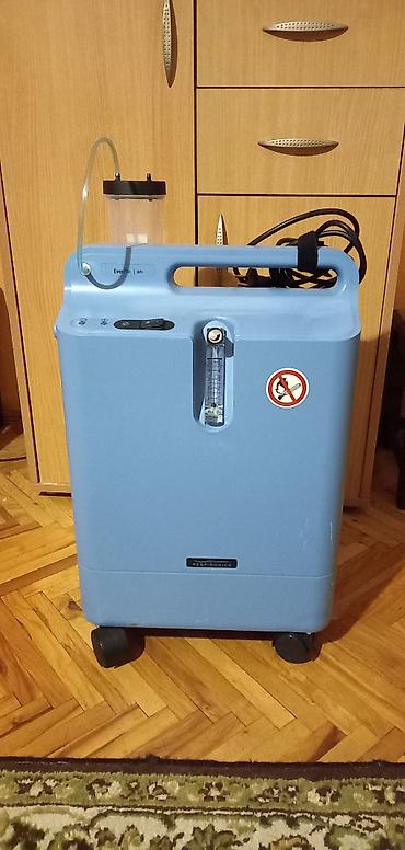 medicinski aparati: Koncentrator kiseonika Philips. Radi besprekorno, očuvan, ima samo — 1