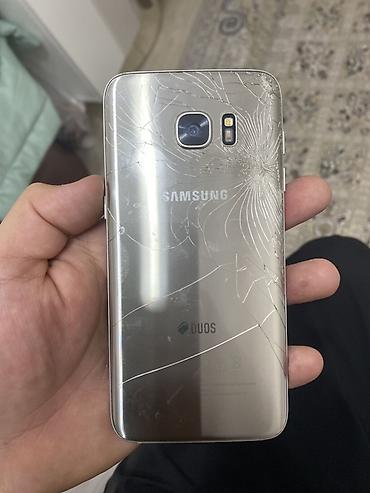 Мобильные телефоны и аксессуары: Samsung Galaxy S7 edge Duos (две SIM) - Серебристый корпус со — 3