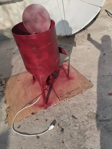 Продажа торговых контейнеров: Продаю универсальную дробилку на 220 волт 3000 оборт в минуту — 10