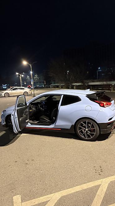 tur: Hyundai Veloster: 2019 г., 2 л, Механика, Бензин, Хэтчбэк — 9
