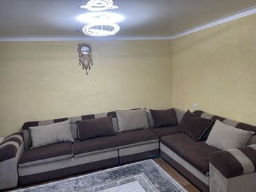 Угловые диваны: Угловой диван, Складной, Трёхместный и более at lalafo.kg Угловые диваны: Угловой диван, Складной, Трёхместный и более