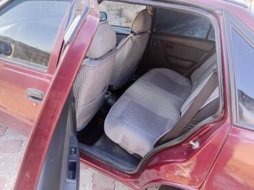 Daewoo: Daewoo Nexia: 2011 г., 1.6 л, Механика, Газ, Седан