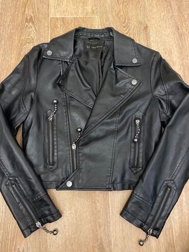 Кожаные куртки: Куртка эко кожа б/у,размер 42-44 в идеальном состоянии
