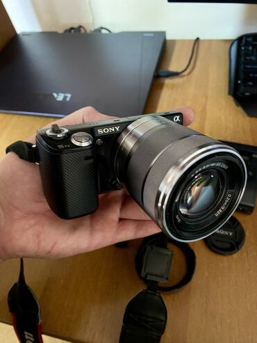 фотоаппараты ретро: Срочно продаю sony alpha nex-5n с объективом 18-55mm состояние