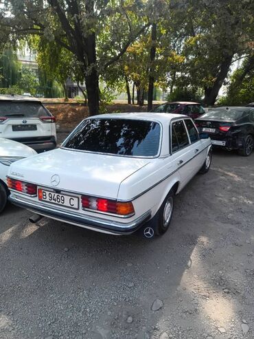 продаю авто мерс: Mercedes-Benz W123: 1984 г., 2.3 л, Бензин, Седан