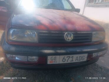 сидения от автобуса: Volkswagen Vento: 1992 г., Седан