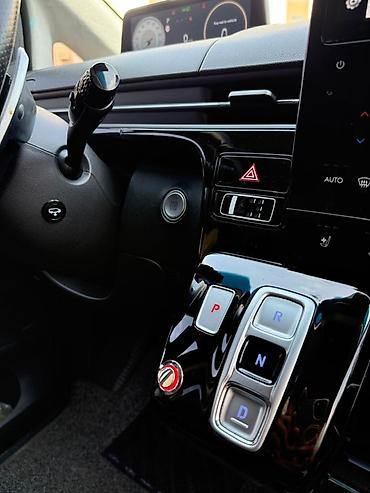 грузовой авто продажа: Hyundai Staria: 2021 г., 3.5 л, Автомат, Газ, Минивэн — 10