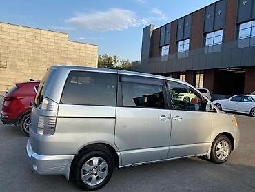 бу инструментов: Toyota Voxy: 2006 г., 2 л, Автомат, Бензин, Минивэн — 2