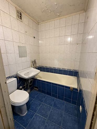 студенты: 1 комната, 35 м², 105 серия, 3 этаж, Требуется ремонт — 6