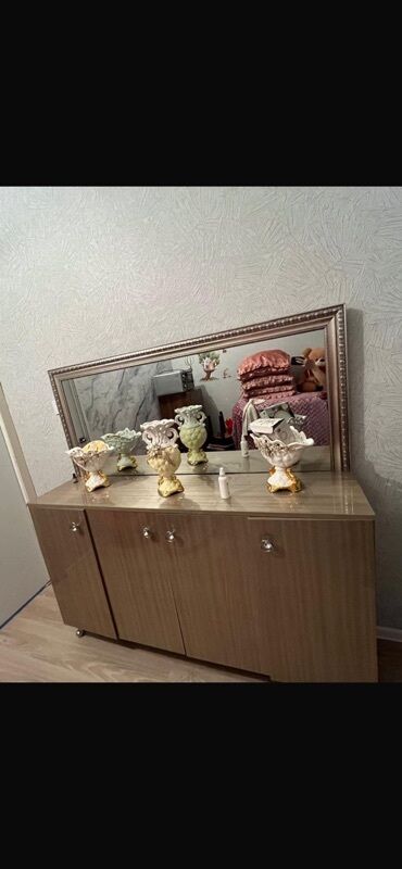 художественная ковка мебель: С зеркалом