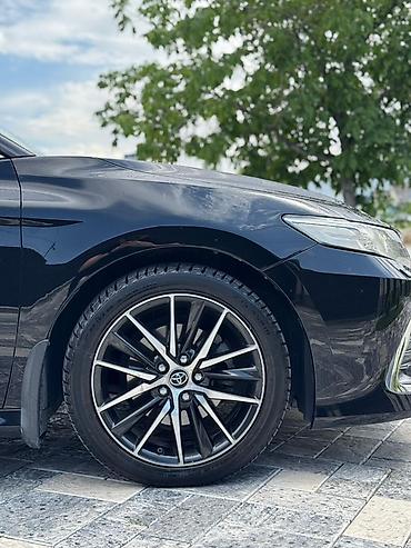 rolls royce phantom: Toyota Camry: 2019 г., 3.5 л, Автомат, Бензин, Седан — 9