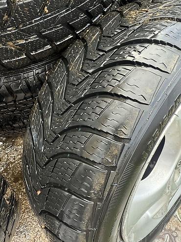 болон 15: Комплект из 4 колес в сборе: легкосплавные диски Toyota + зимние шины — 4