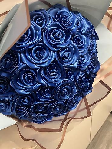 Букеты из атласной ленты: Букеты из атласных лент - Ручная сборка: каждая роза скручена из — 8