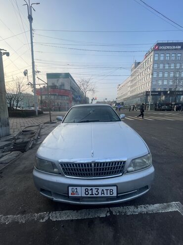 Nissan: Nissan Laurel: 2000 г., 2 л, Автомат, Бензин, Седан