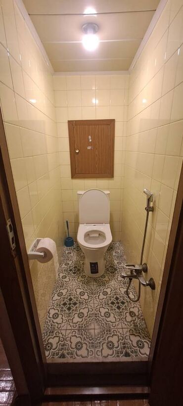 Uzunmüddətli kirayə mənzillər: Nəsimi rayon Zərifə Göz klinikasının yaxınlığında Cavadxan küçəsində 9 — 7