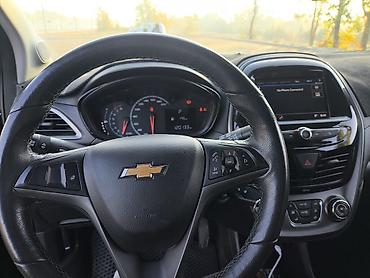 rav 4 2015: Chevrolet Spark: 2020 г., 1 л, Вариатор, Бензин, Хэтчбэк — 4