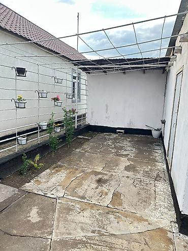 Сдаю в аренду гараж: 11 м², Металлический — 11