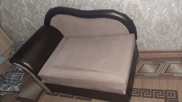 philips xenium раскладушка in Кыргызстан | УТЮГИ: Продаю мягкий раскладной диван, состояние отличное, раскладывается