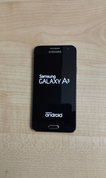 ucuz mobil telefonlar: Samsung Galaxy A3, 16 GB, rəng - Qara, Sensor
