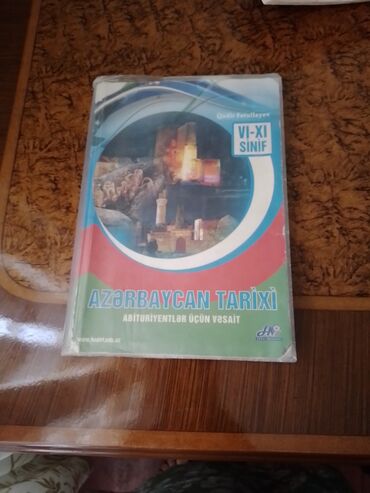Digər kitablar və jurnallar: Kitab satiram