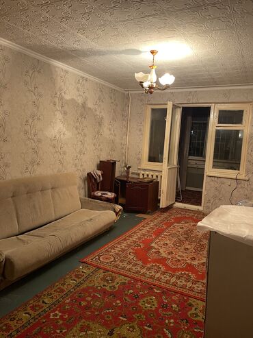 Продажа квартир: 1 комната, 32 м², 1 этаж, 1970-1989 г., Бронированные двери