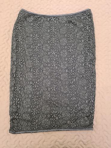 Книги и журналы: 3 lü dəst Lasagrada markasına məxsusdur,M (size 38)ölçüyə uygundu,ətək — 10