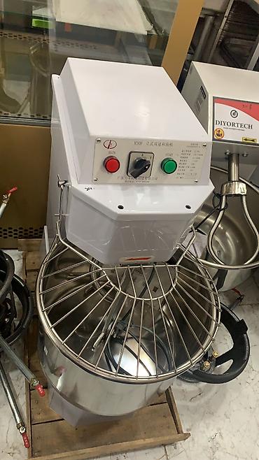 Тестомесильные аппараты: Тестомесы промышленные для кафе — 11