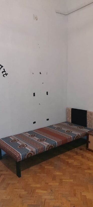 agdas evler: Oğlan otaq yoldaşı axtarılır evə. Tələbə vəya işləyən bəy fərq etmir