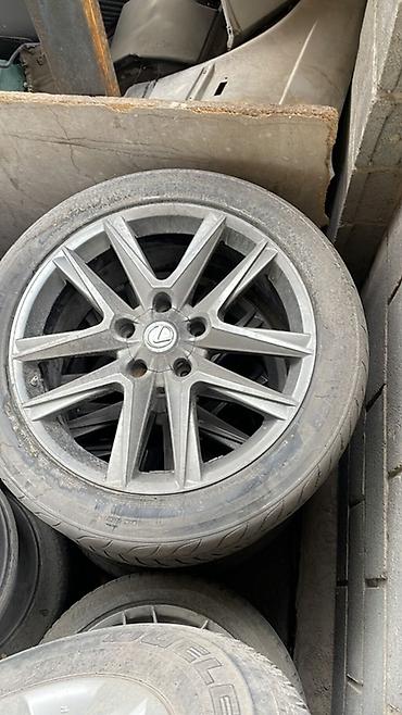 Шины и диски: Колеса в сборе 325 / 50 / R 18, Лето, Б/у, 1 шт, Легковые, Литые, отверстий - 5 — 1