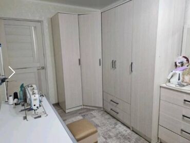 продам 3 х комнатную квартиру в бишкеке: 3 комнаты, 58 м², 104 серия, 2 этаж, Евроремонт