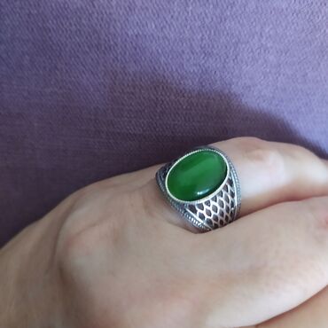 Zərgərlik dəstləri: Dəstə daxildir: Üzük, Sırğa -da lalafo.az — 8 Zərgərlik dəstləri: Dəstə daxildir: Üzük, Sırğa — 8