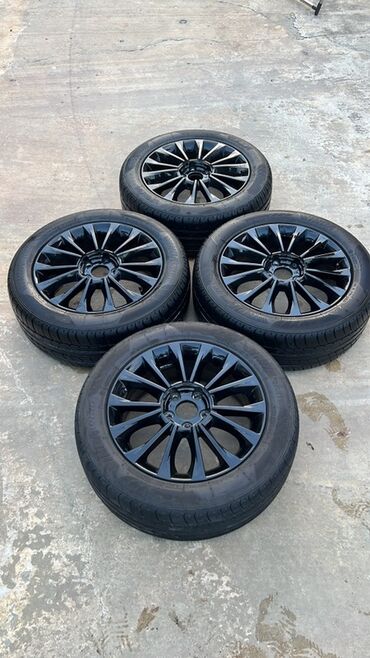 hyundai ölüxana bakı: Disk təkər Hyundai R 17, 5 Boltlu