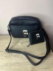 NovÄanici: 2900 torbe š
1800 novÄanici š na lalafo.rs ā 4 NovÄanici: 2900 torbe š
1800 novÄanici š ā 4