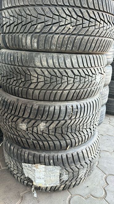 Шины: Шины 275 / 40 / R 19, Зима, Б/у, Комплект, Легковые, Корея, Hankook